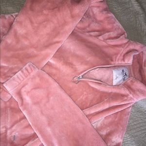 pink cropped hollister quarter zip